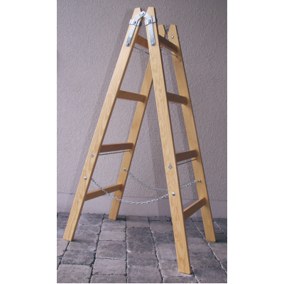 GEBOL-Drevený dvojitý rebrík ÖNORM z 1501 testovaných 5 priečok
